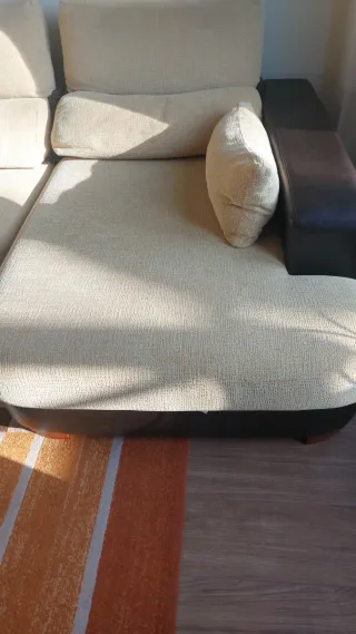 SALON COMPLETO:  SOFA Chaiselongue y muebles.