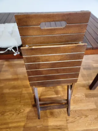 Mesa de madera para exterior