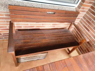 Mesa de madera para exterior