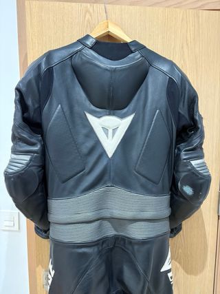Mono Dainese Laguna Seca Talla 52