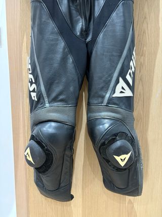 Mono Dainese Laguna Seca Talla 52