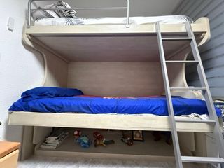 Litera con escritorio para niños