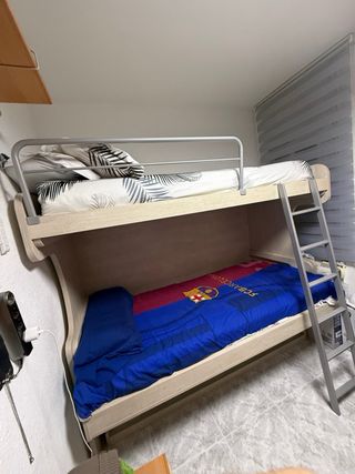 Litera con escritorio para niños