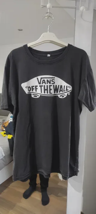 Lote 4 Camisetas DC, Quiksilver, Vans Talla M/L