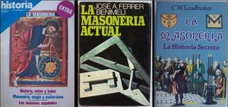 Lote de tres libros sobre la masonería.