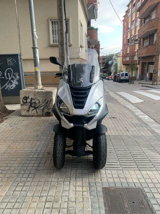 2021 Peugeot Metropolis 400i