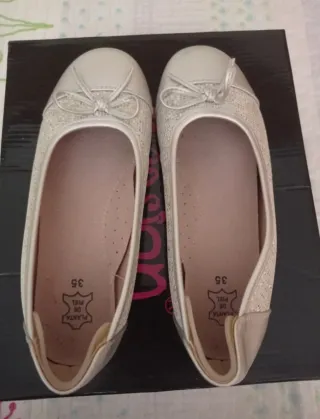 Manoletinas plateadas con brillos