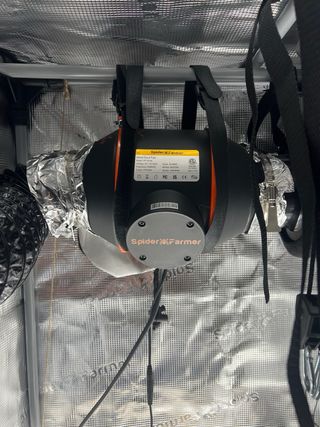 Armario Cultivo Spider Farmer + Led + Extractor