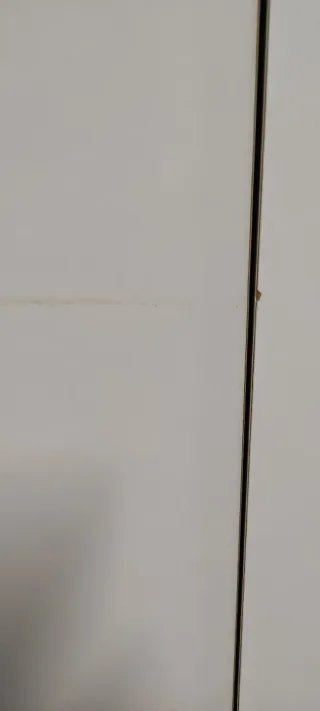 Armario blanco pequeño