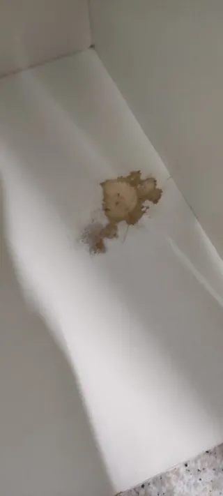 Armario blanco pequeño