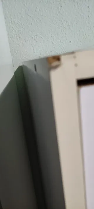 Armario blanco pequeño