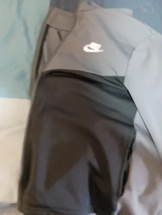 Chándal Nike Niño Talla L de niño Gris y Negro