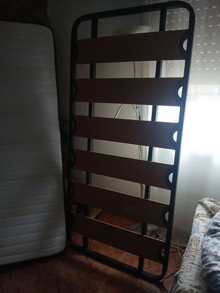 Colchón y somier bueno 90 x 200