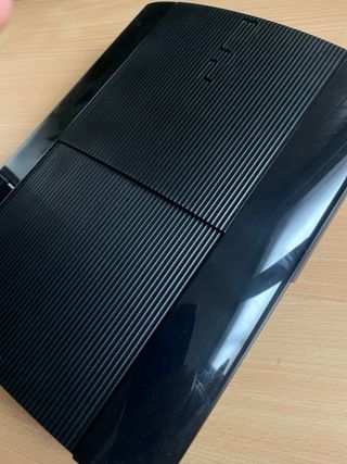 Consola PS3 + 23 juegos  + Accesorios