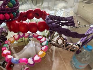 Lote de pulseras coloridas