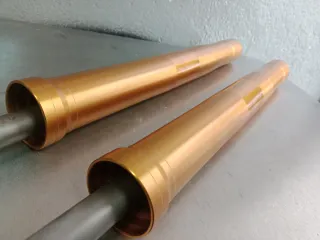 ✅Botellas Horquilla Yamaha T-Max Doradas