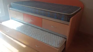 Cama nido con escritorio y cajones