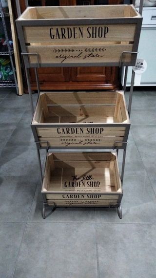 Mueble Almacenamiento Madera y Metal