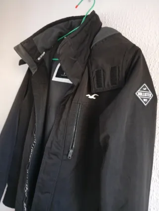 Cazadora Hollister Negra Talla S