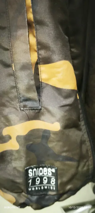 Chaqueta camuflaje Snipes