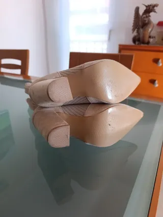 Botas de chica beige