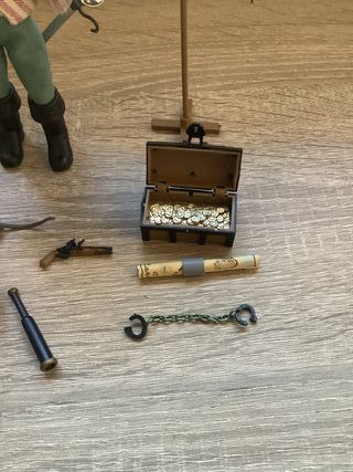 Maniquí Madelman Pirata Garfio con sus Accesorios