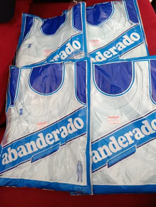 Camiseta Interior Hombre Abanderado celeste