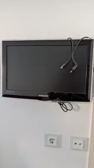 Samsung TV pequeña