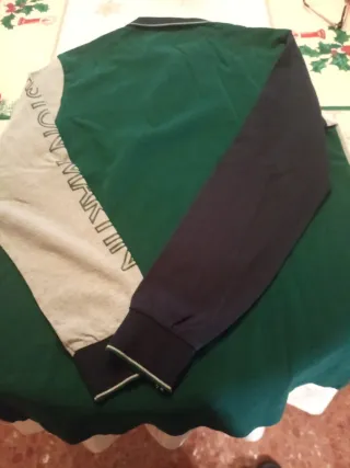 Polo Aston Martin Talla 16 Nuevo