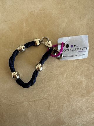 Pulsera Coneuanum Azul y Plata