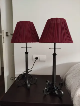 Conjunto dos lámparas de mesa de forja