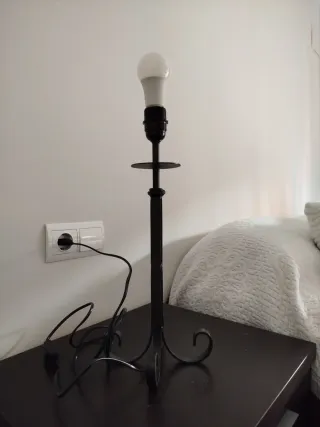 Conjunto dos lámparas de mesa de forja