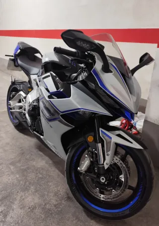 Moto Zontes 703RR Deportiva