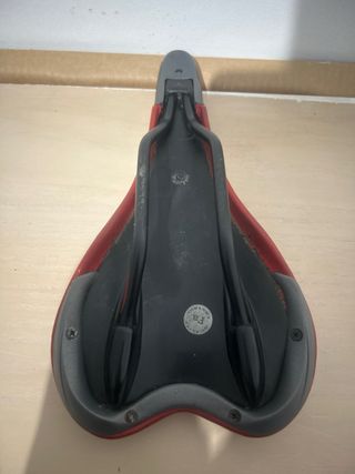Sillín Selle Italia Rojo