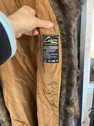 Abrigo de piel precioso