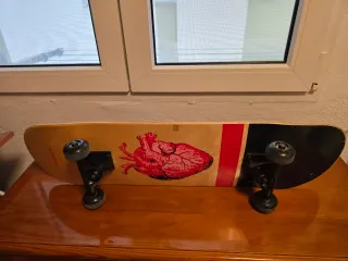 Patinete con diseño de corazón