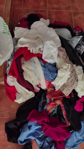 Lote 6kg Ropa Mujer Talla M (Zara, mango, etc...