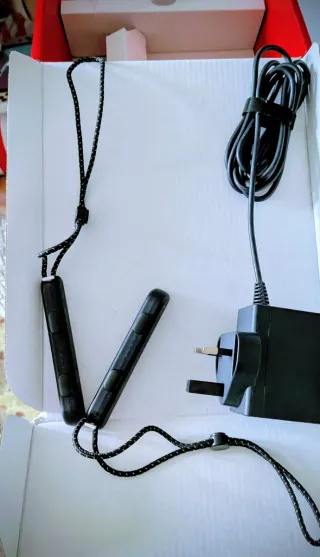 Nintendo Switch OLED Blanca y Negra