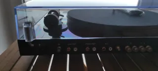 Toca-discos Pro-Ject Juke Box E