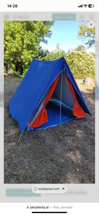 Tienda de campaña canadiense azul