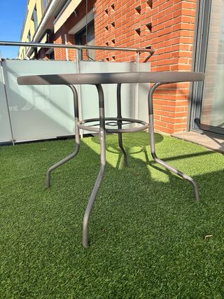 Tavolo rotondo per giardino o balcone