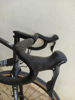 Bicicleta Gravel btwin m