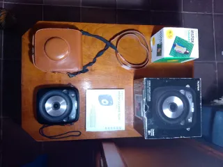 Lote Cámara Fujifilm Instax Square SQ10 + 50 fotos