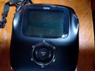 Lote Cámara Fujifilm Instax Square SQ10 + 50 fotos