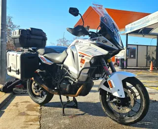KTM 1290 Super Adventure T Moto