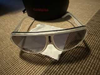 Lote 2 Gafas de Sol D. Franklin Negras y CARRERA