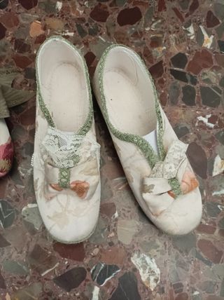 Traje de Fallera Beige y Rosa Talla 48-52