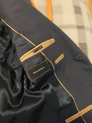 Traje de caballero gris