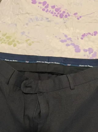 Traje de caballero gris