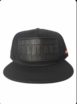 Gorra Negra Parental Advisory